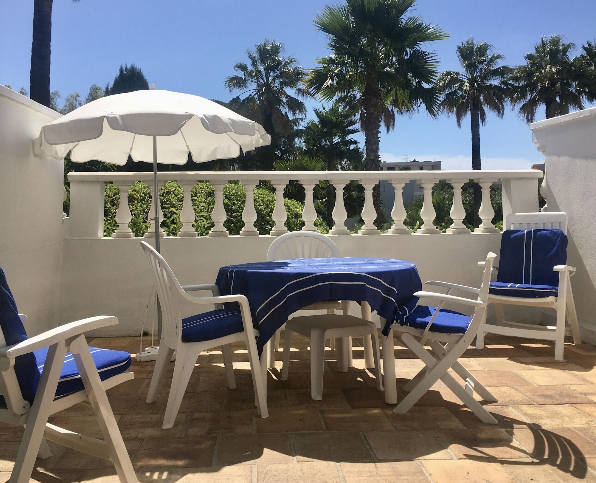 Hotel Des Mimosas Juan-les-Pins Exterior foto